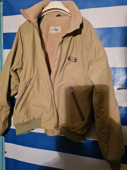 Продам куртку весна-осень