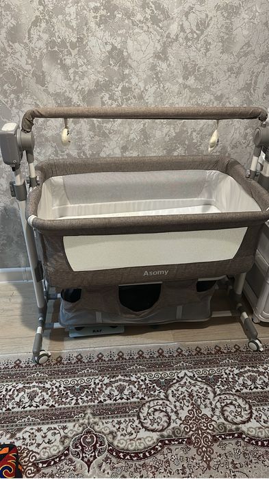 Манежки отличном состаянии, подарок детские комбенизон