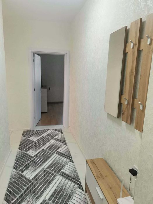 Нощувки в тристаен апартамент център