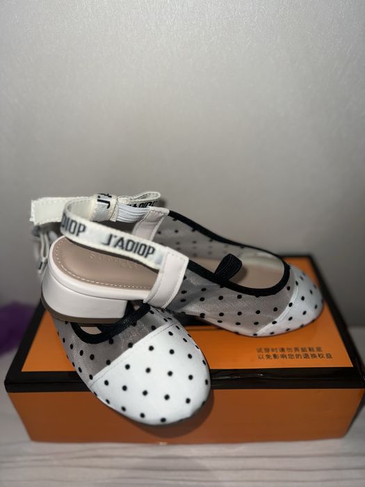 Туфельки в горошек