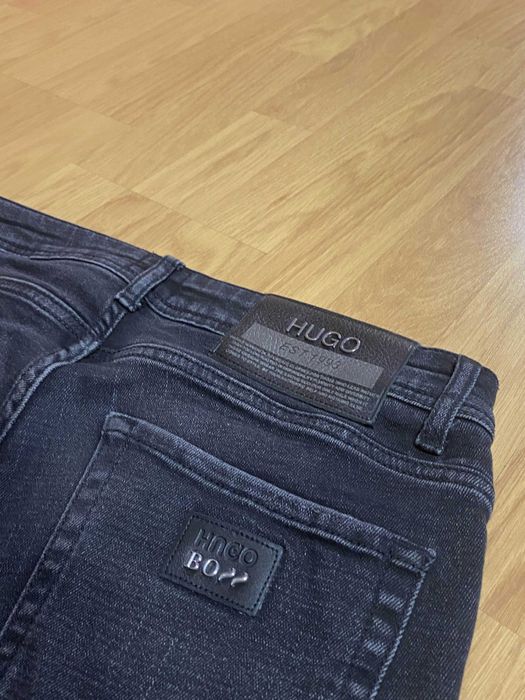 Blugi Hugo Boss barbati