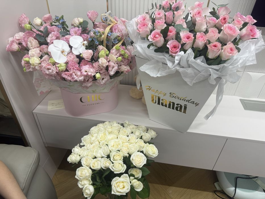 Букеты цветов свежие