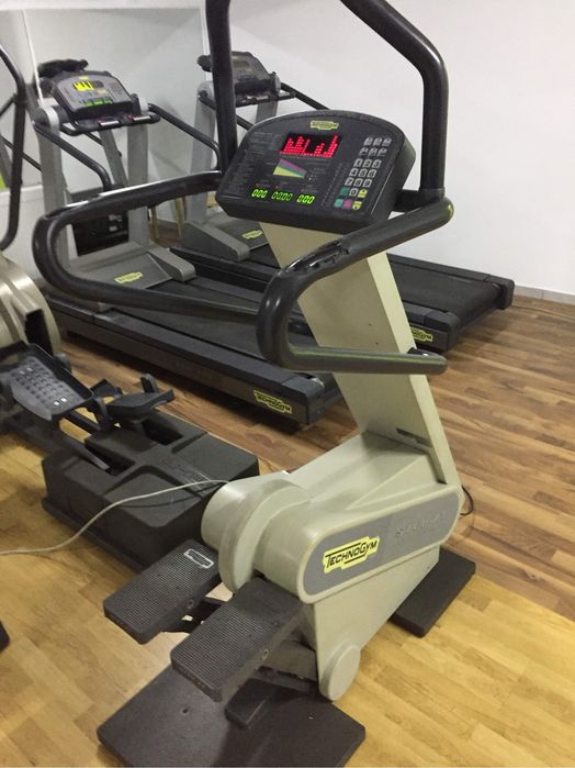 Aparate fitness technogym