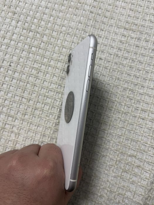 Iphone 11 в среднем сост