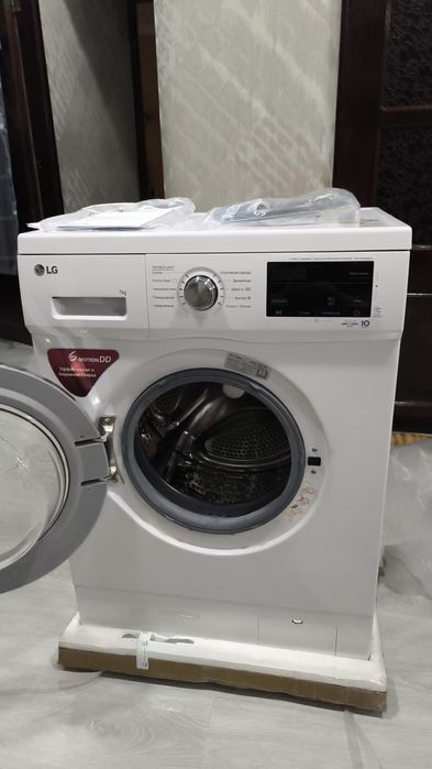 Стиральная машинка LG F2J3NS2W  7кг