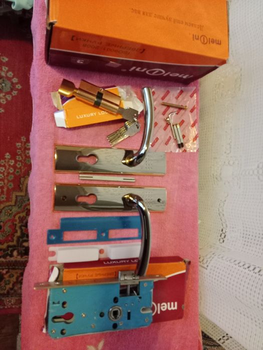 Замок врезной на входную дверь ( Meloni  НОВЫЙ )