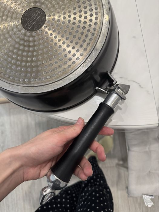 Сотейник BergHoff