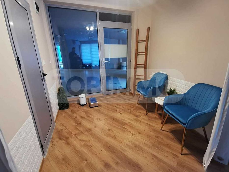 Партерно бизнес помещение в района на ЖП Гара