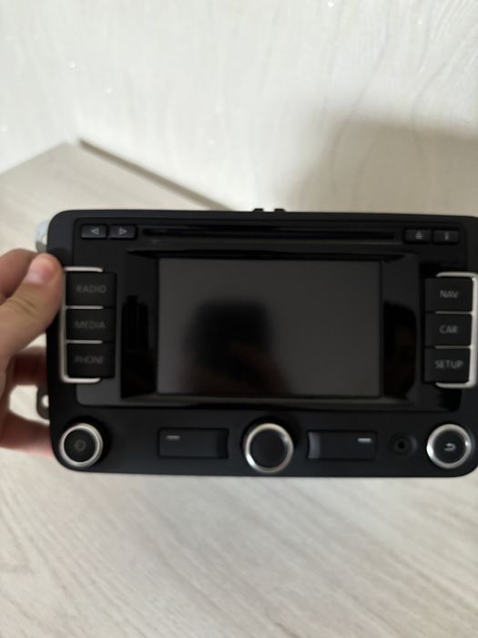 Navigatie RNS 315 Originala Volkswagen Jetta Hybrid  5c0035279a cu cod