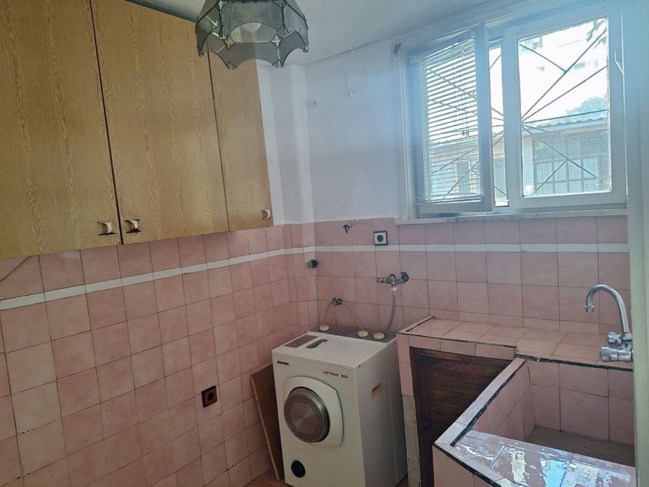 Дава се под наем  в Варна, Зимно кино Тракия - 21 кв.м за 193.8 € - Снимка #2