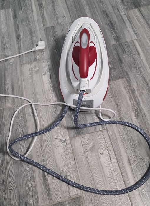 Statie de calcat Tefal Express Anti-calc