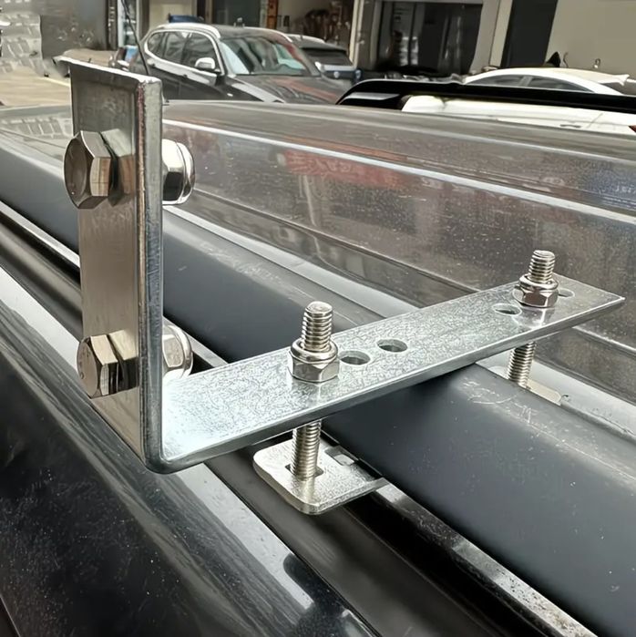 Крепление навеса Маркиза