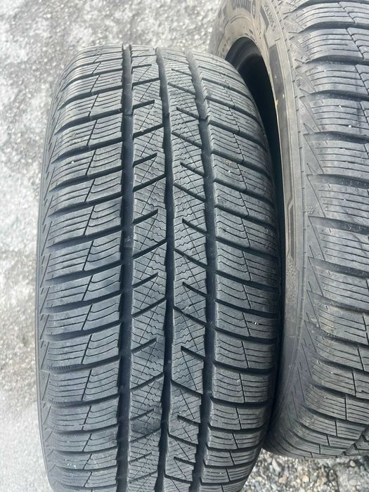 Зимни гуми Барум 235/55/18 дот 3823 почти нови