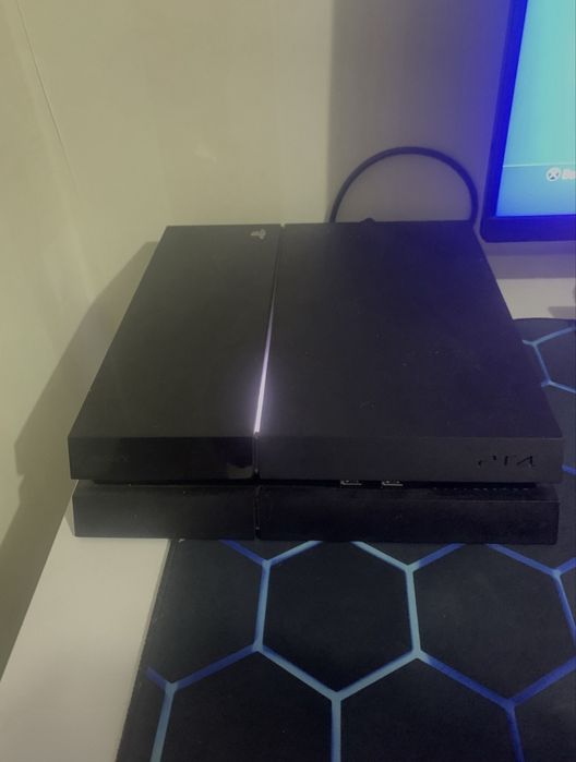 продам play station 4/ ps4/ пс 4