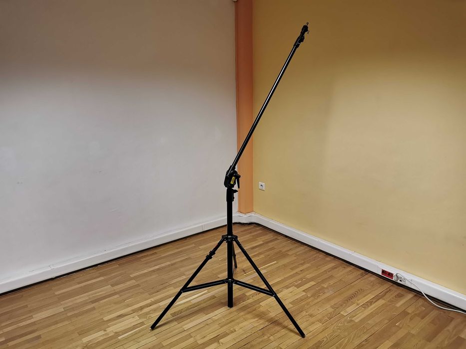 Multiblitz 420 NSB / Manfrotto 420 Combi Boom Stand статив с напречно рамо (жираф)