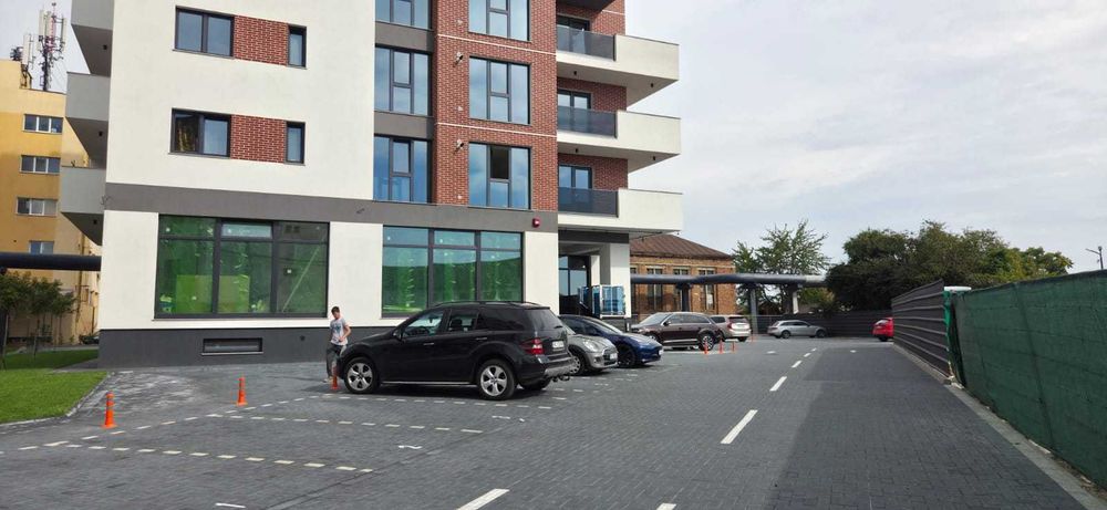 Apartament nou primul chirias
