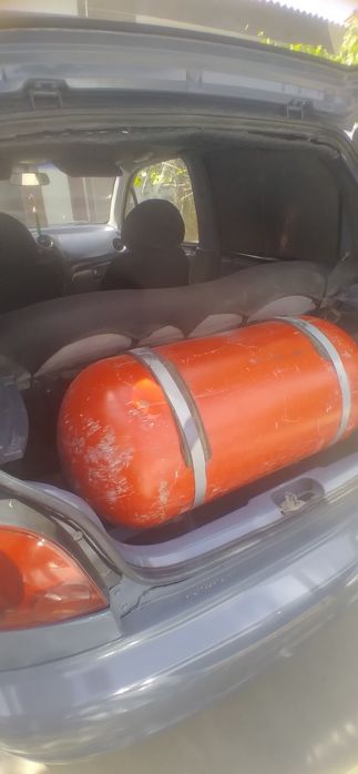 Матиз  метан гази бор. Мотор, ходовой,коробка яхши.