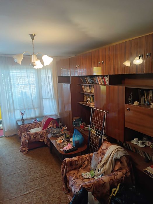 Продава се апартамент в жк "Орел"