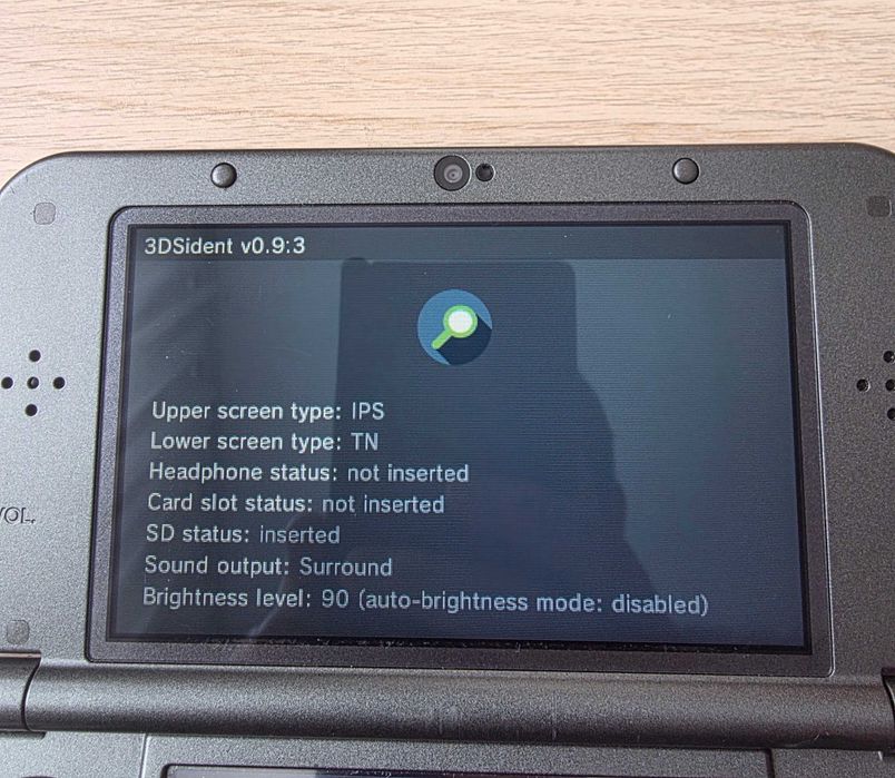 New Nintendo 3DS XL IPS екран черно