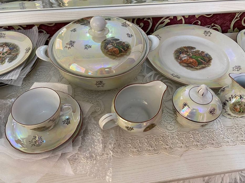 Столовый и кофейный набор Мадонна