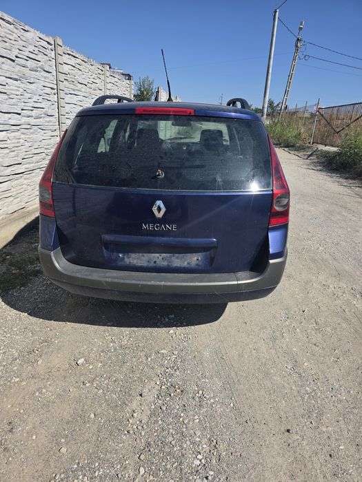 Dezmembrez Renault Megane 2 automat 1.6 benzina