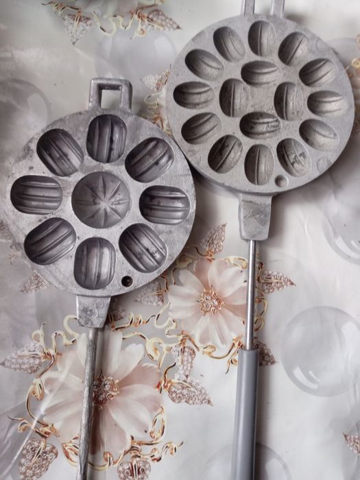 Орешницы  чугунные ссср времен.