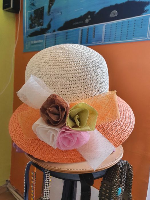 Palarie eleganta de vara din paie cu flori pentru copii