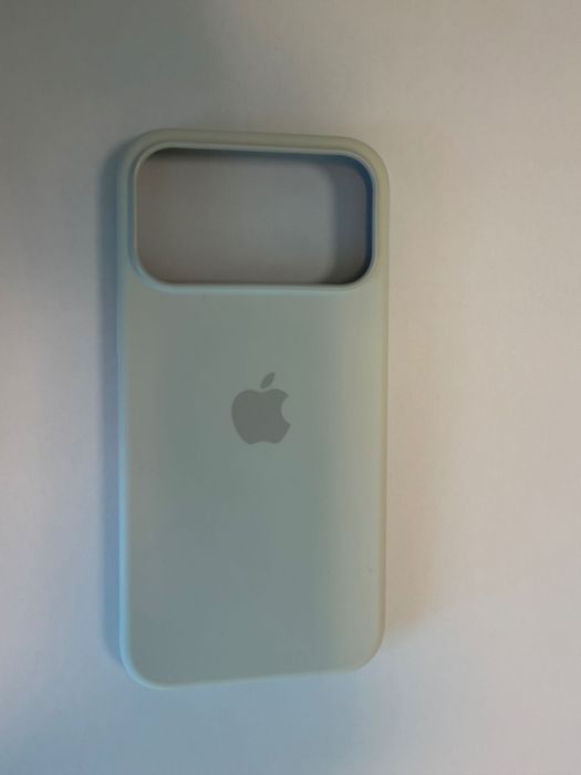 Чехол силиконовый iPhone 17 pro max белый