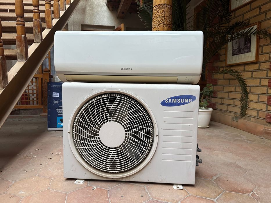 Не дорогой Кондиционер 12. Есть 3 шт. Chigo, Midea, Samsung