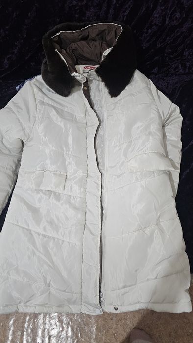 Продам детскую куртку