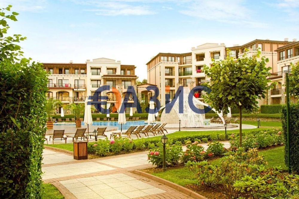 Продава се Двустаен апартамент в Созопол - 63 кв.м за 1003 €/кв.м - Снимка #10