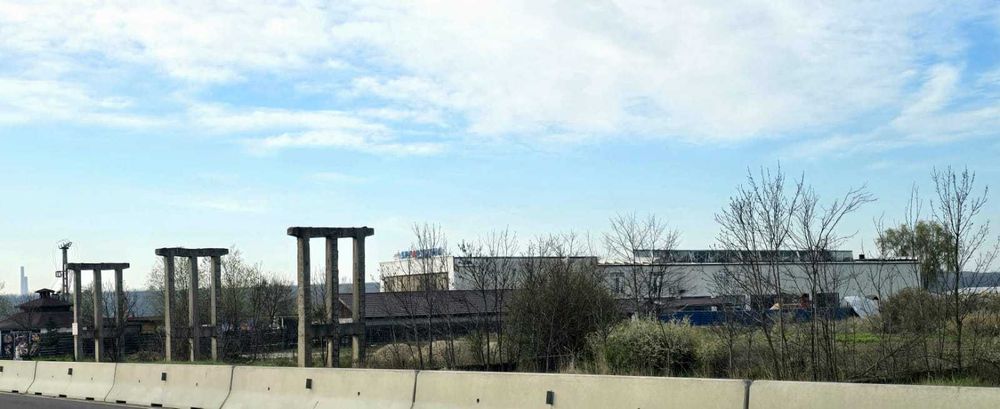 Zona, Sere Isalnita , Diehl Aviation,  lat 56 m la DE 70 - 13.198 mp