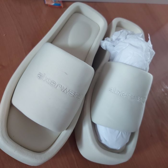 Шлепанцы летние тапочки