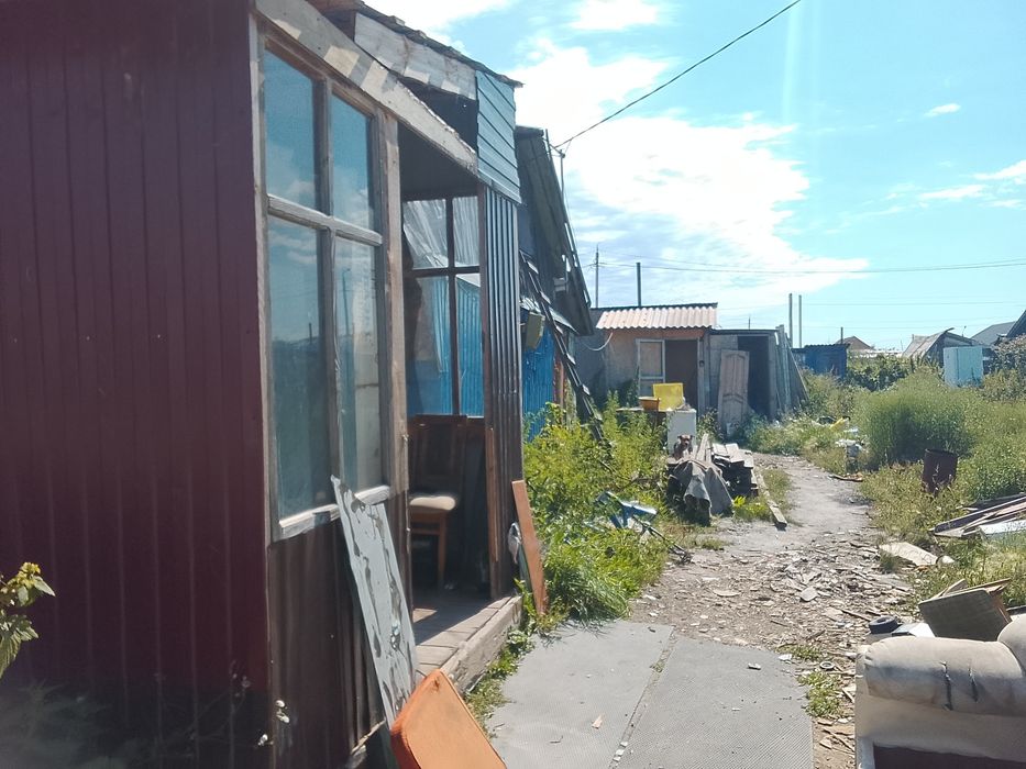 Продам дом на двух хозяев