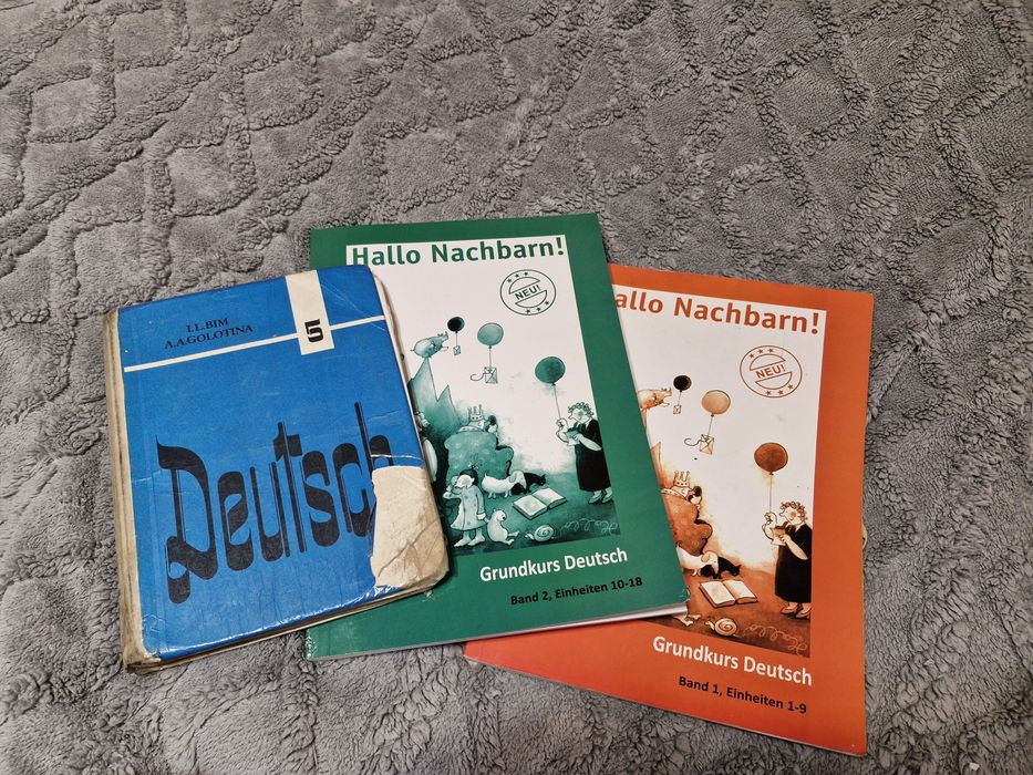 Продаются  книги