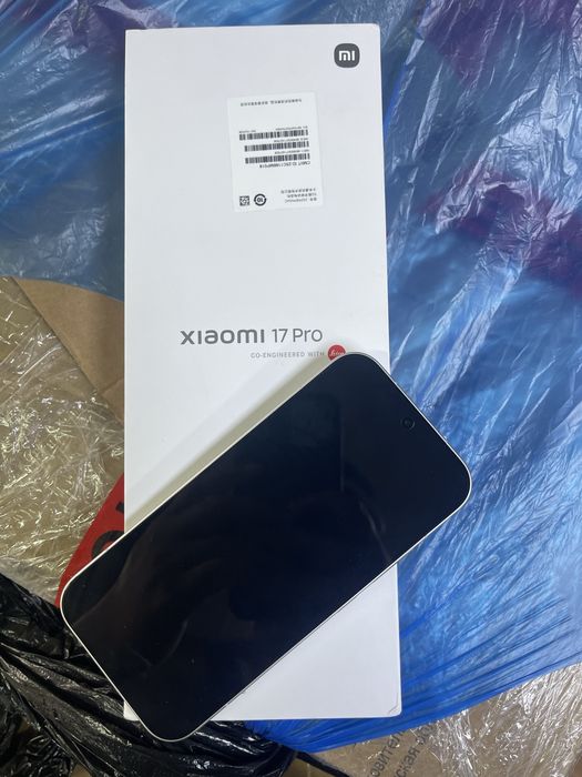 Продам Xiaomi 17 PRO 1024 gb