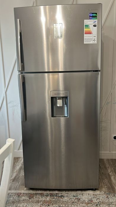 Холодильник samsung