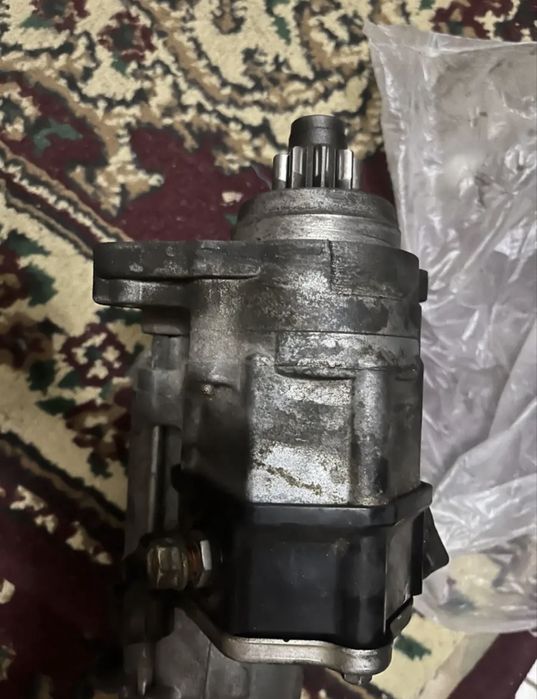 Стартер от Лексус 470