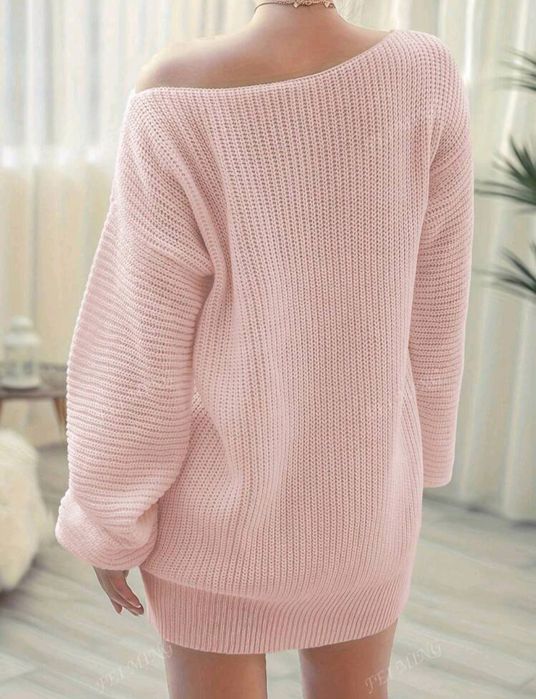 Едноцветна ежедневна свободна плетена пуловерна рокля.