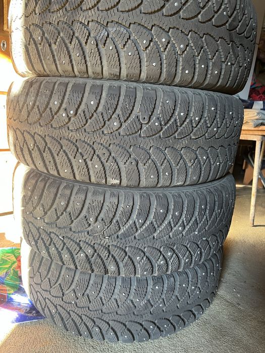 Продам зимние шины