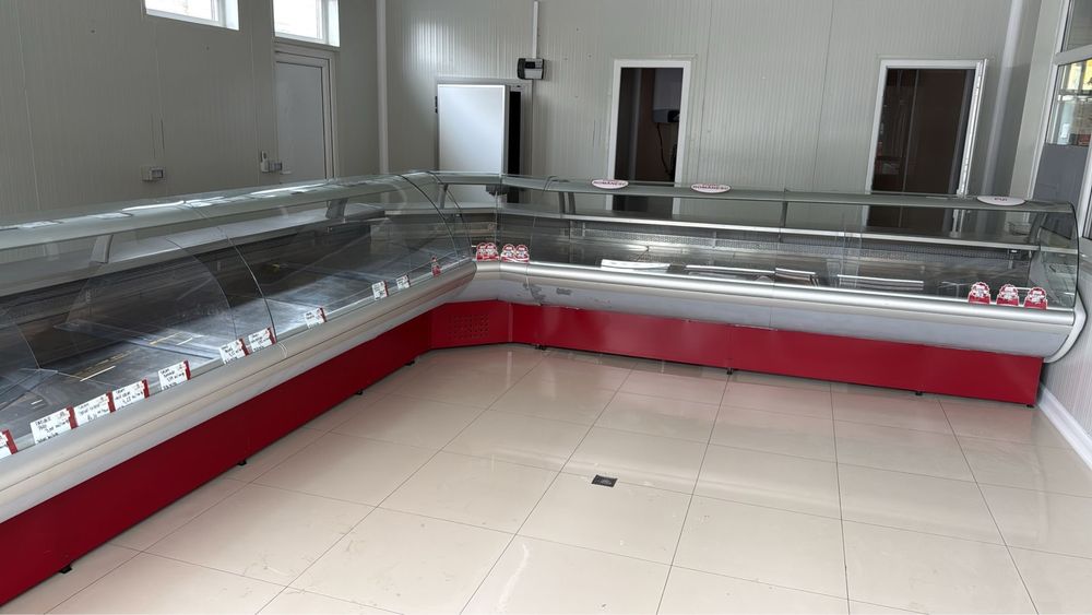 Vand vitrina mezeluri