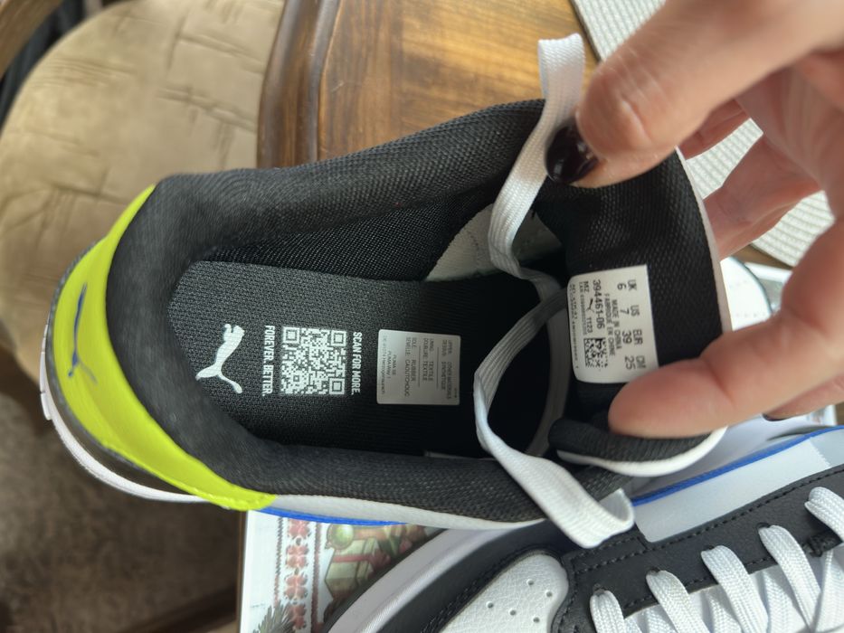 Сникърси Puma 39номер Нови
