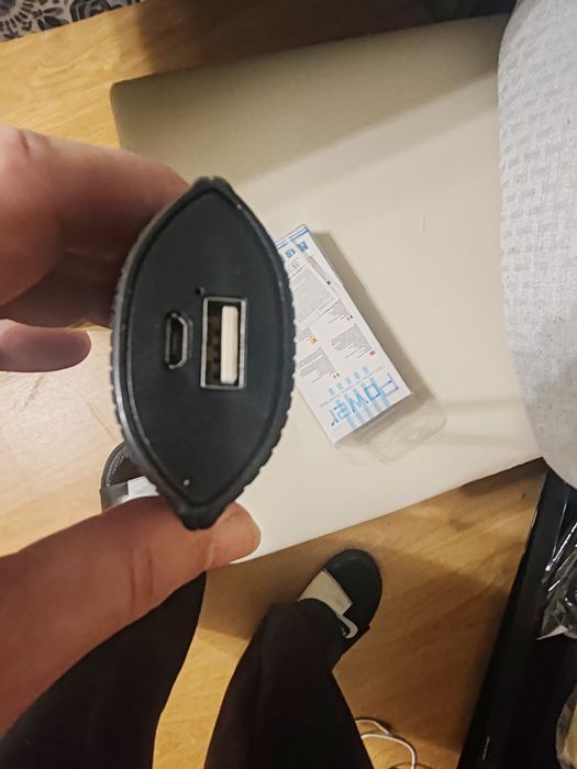 Продавам външна батерия 2000Amph