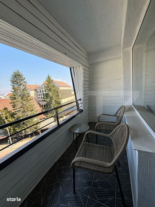 Apartament Cu 3 Camere, Zona Ultracentrala