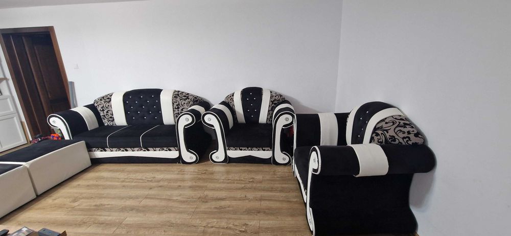 Canapea extensibila si fotolii baroque