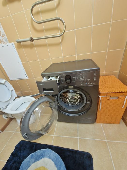 Продам стиральную машинку автомат