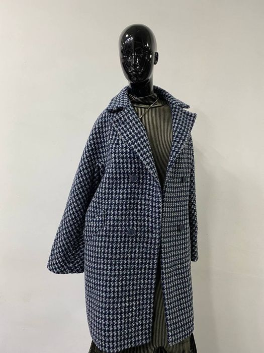 Стильное пальто.