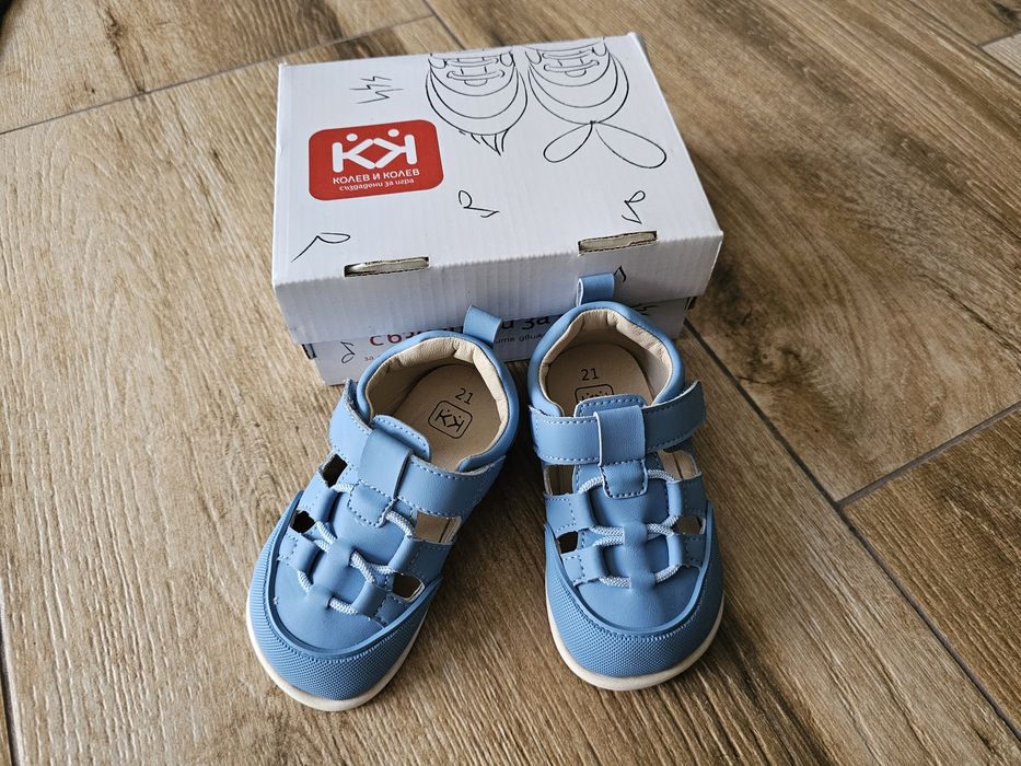 Спортни бебешки боси сандали в небесносиньо | Barefoot | Колев и Колев
