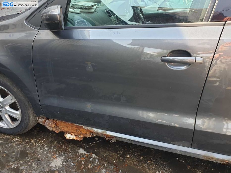 Usa Usi Portiera Portiere Stanga Fata Dezechipata Volkswagen Polo 6R 2009 - 2016 Culoare LD7R [1448]