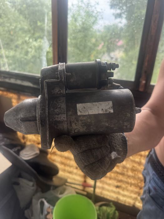 Продам стартер на приору